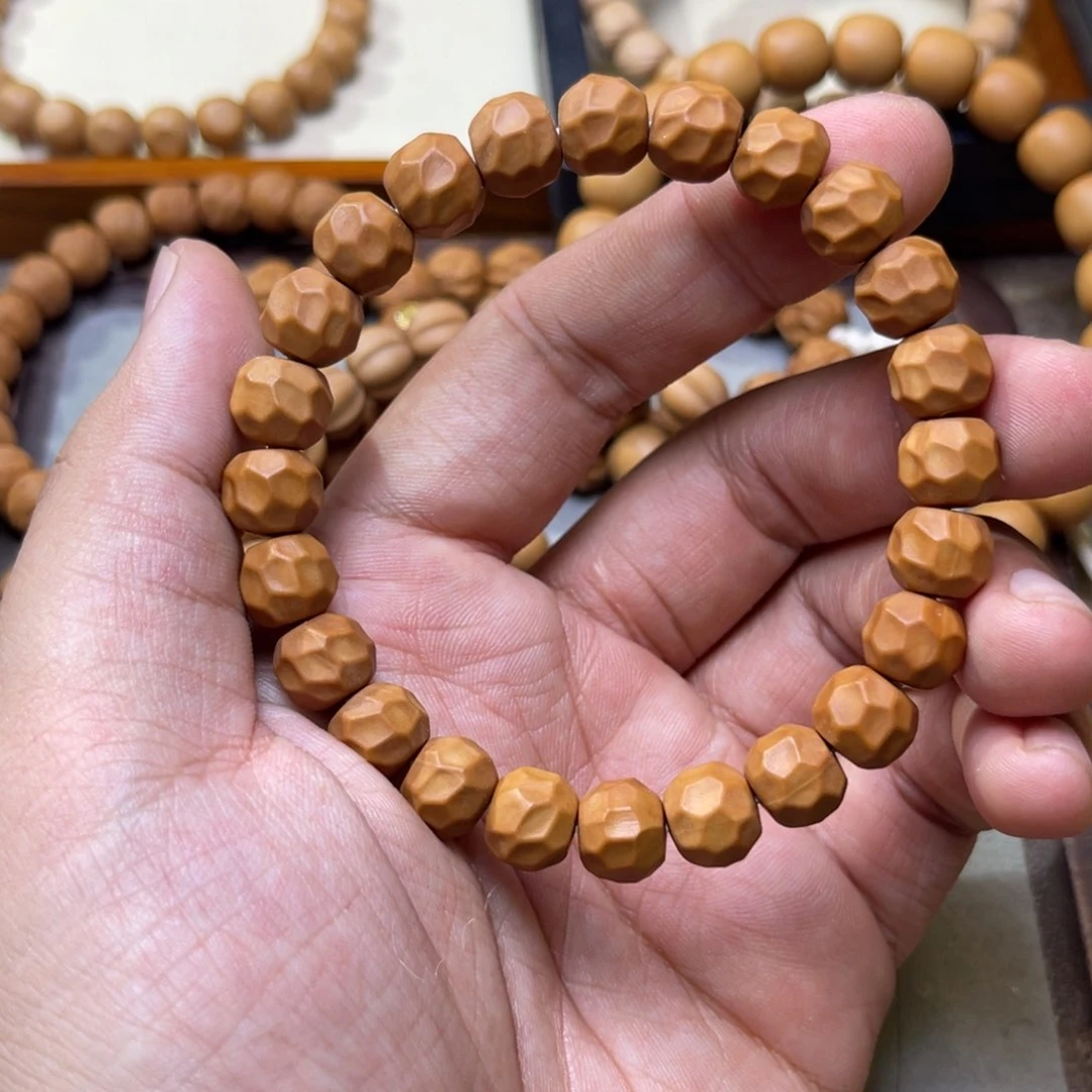 猴头核桃吊坠黑金无相10mm