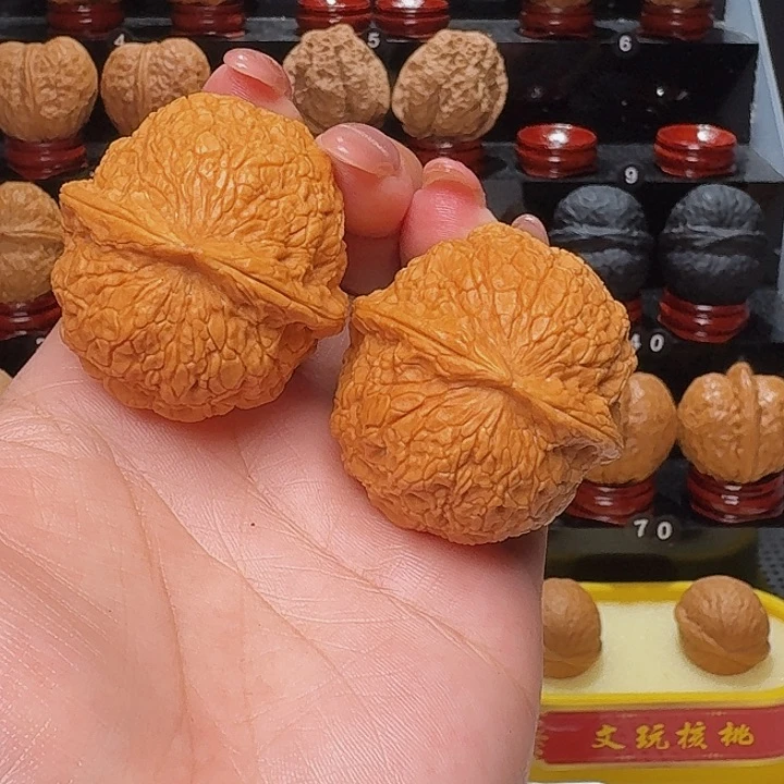 文玩核桃把件金丝绣球41尺…………05