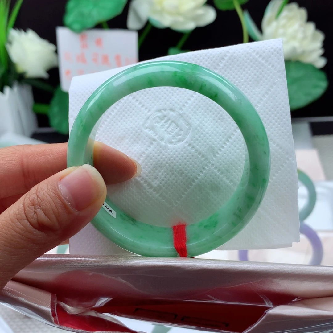 未镶嵌手镯翡翠纯天然8
