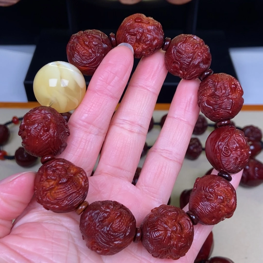 吊坠橄榄核双面恶僧