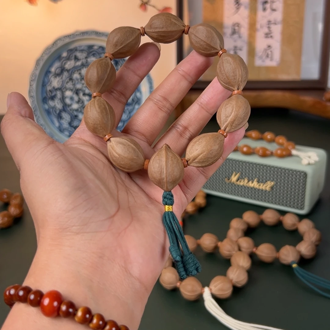 手串橄榄核20×28鲨鱼背