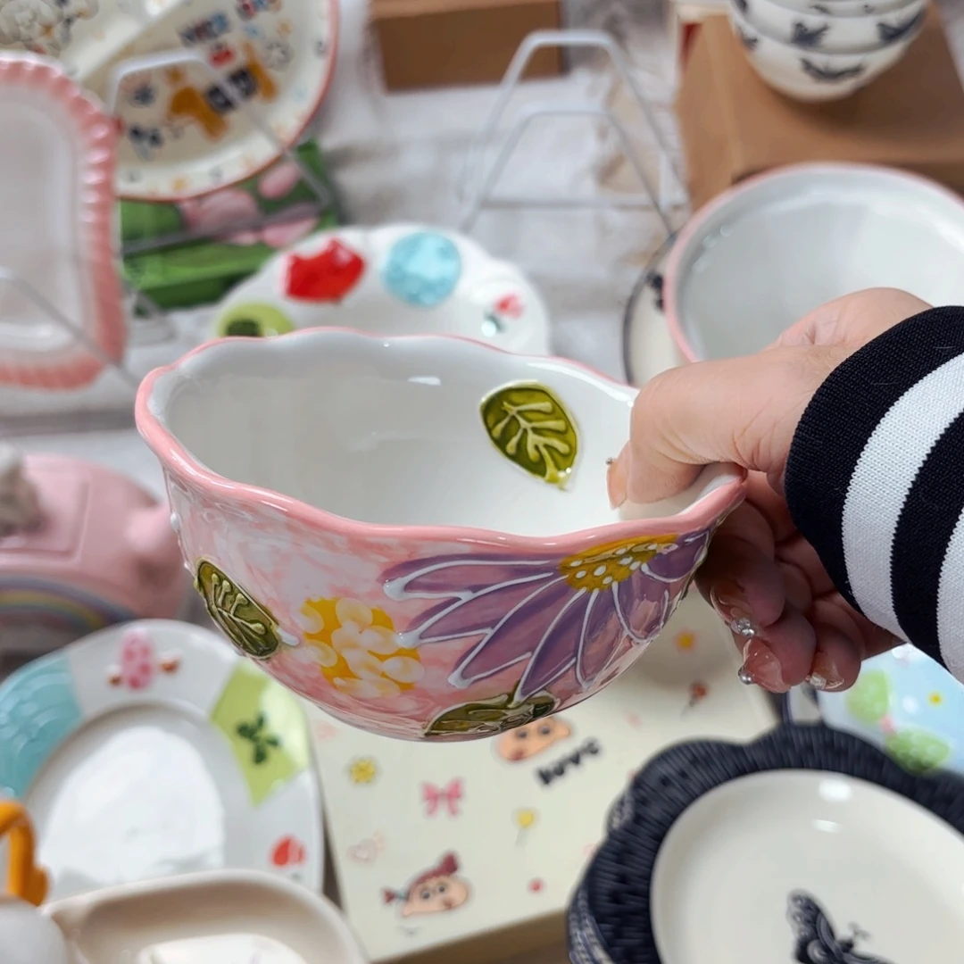 陶瓷浮雕花朵五寸米饭碗