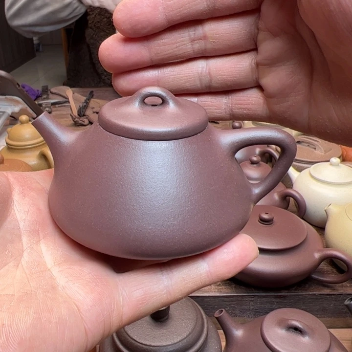 底槽青茶壶底槽清泥半手精工制作子冶石瓢180c c