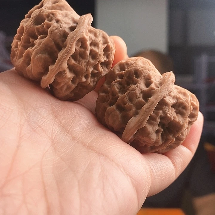 把件文玩核桃金钟