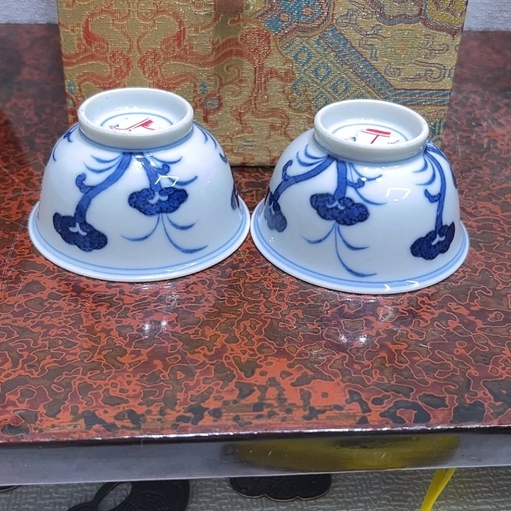 岁***。瓷片精美的陶瓷摆件……