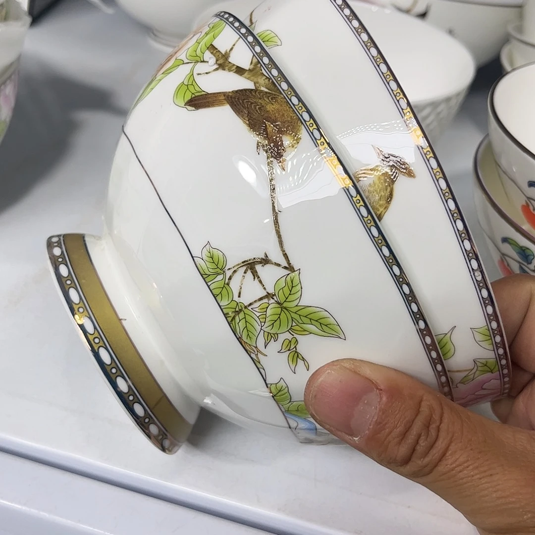 瓷片琴瑟六寸面碗二个微瑕