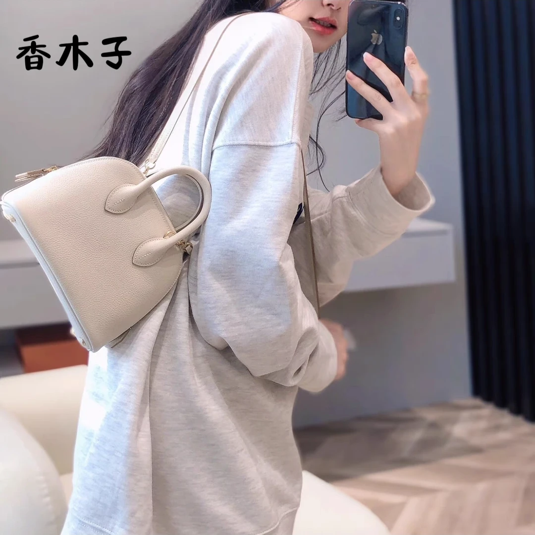 椭圆形手提款斜挎包轻奢时尚百搭真皮保龄球迷你