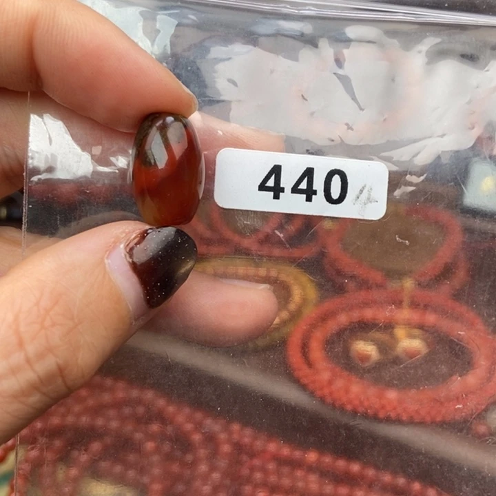 南红玛瑙未镶嵌手链