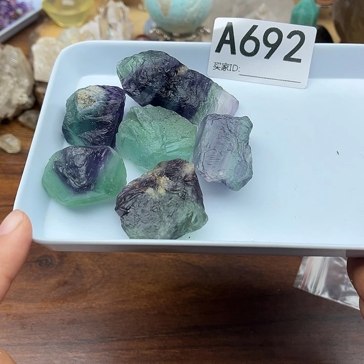 未镶嵌珠宝半成品水晶默认微瑕
