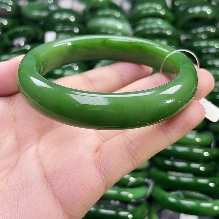 未镶嵌手镯和田玉（碧玉）