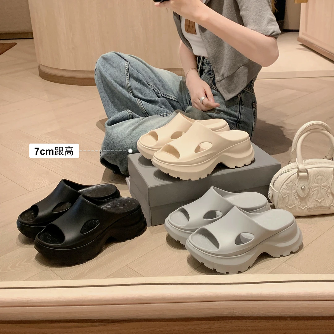 葡萄妈studiolee 增高7cm~超轻踩屎感EVA百搭镂空露趾凉拖鞋女夏