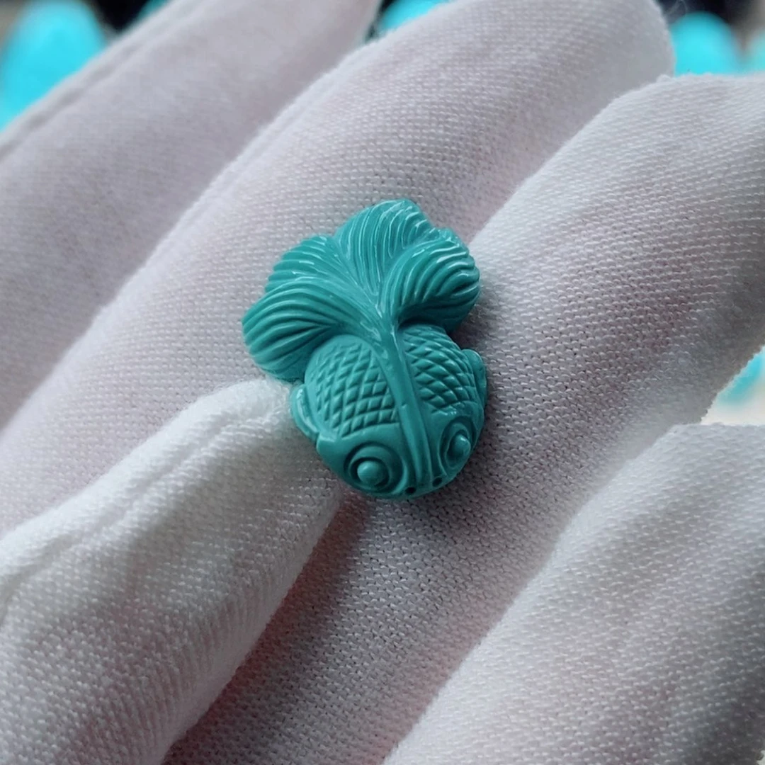 绿松石配饰未镶嵌