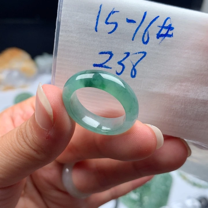 未镶嵌戒指翡翠戒圈