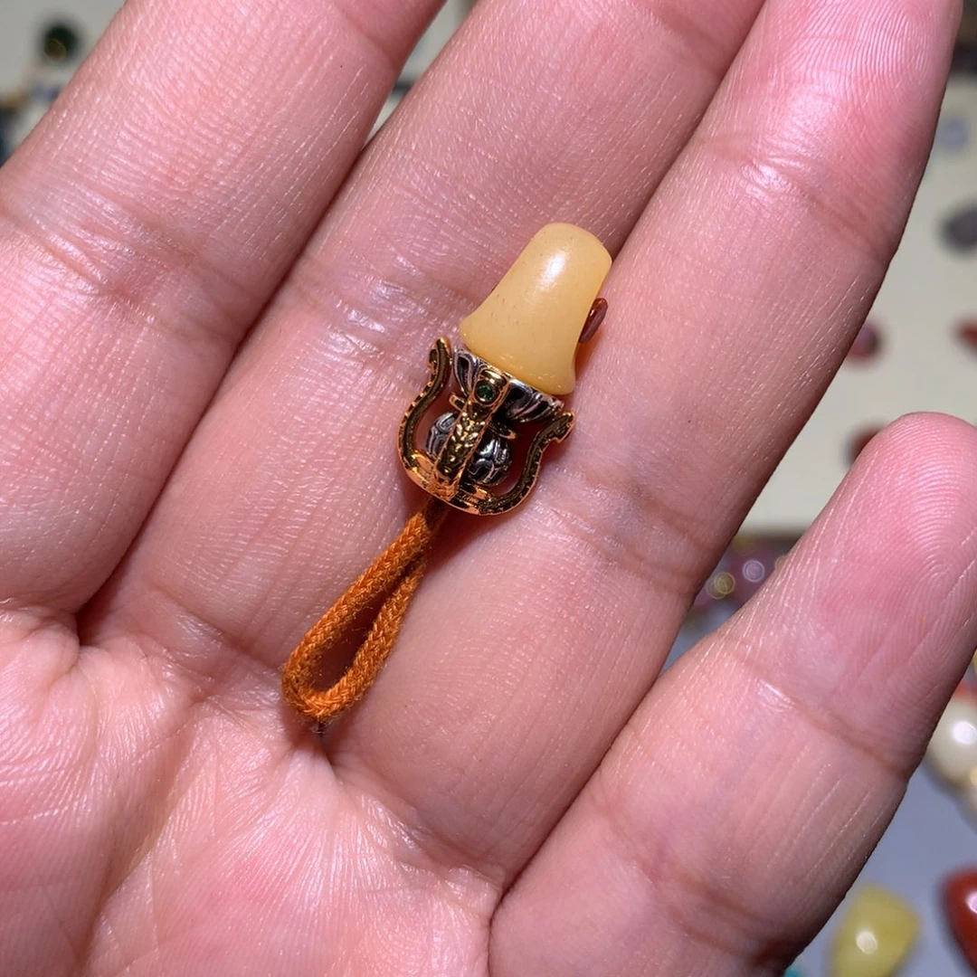 文玩配饰多样发其一