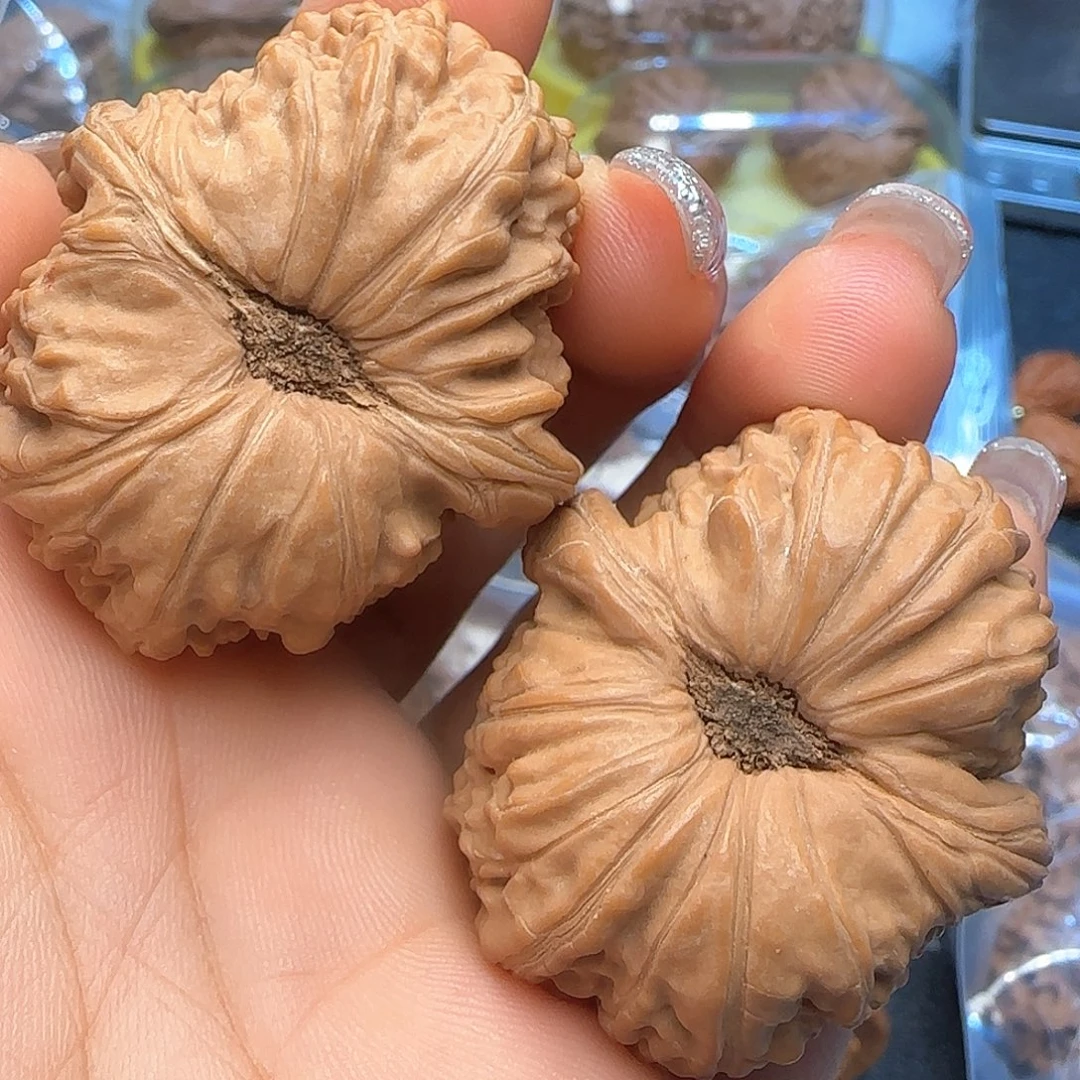 吊坠文玩核桃大眼睛