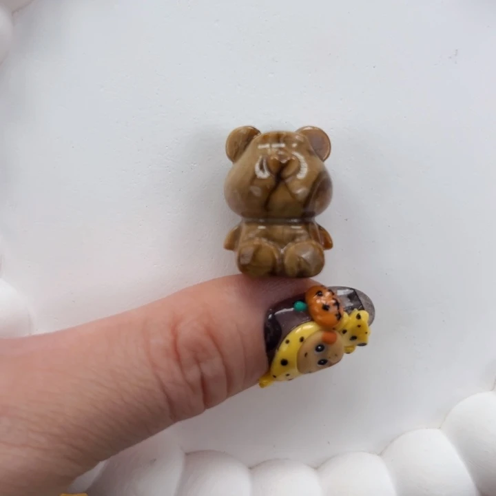 裸石琥珀未镶嵌根珀熊