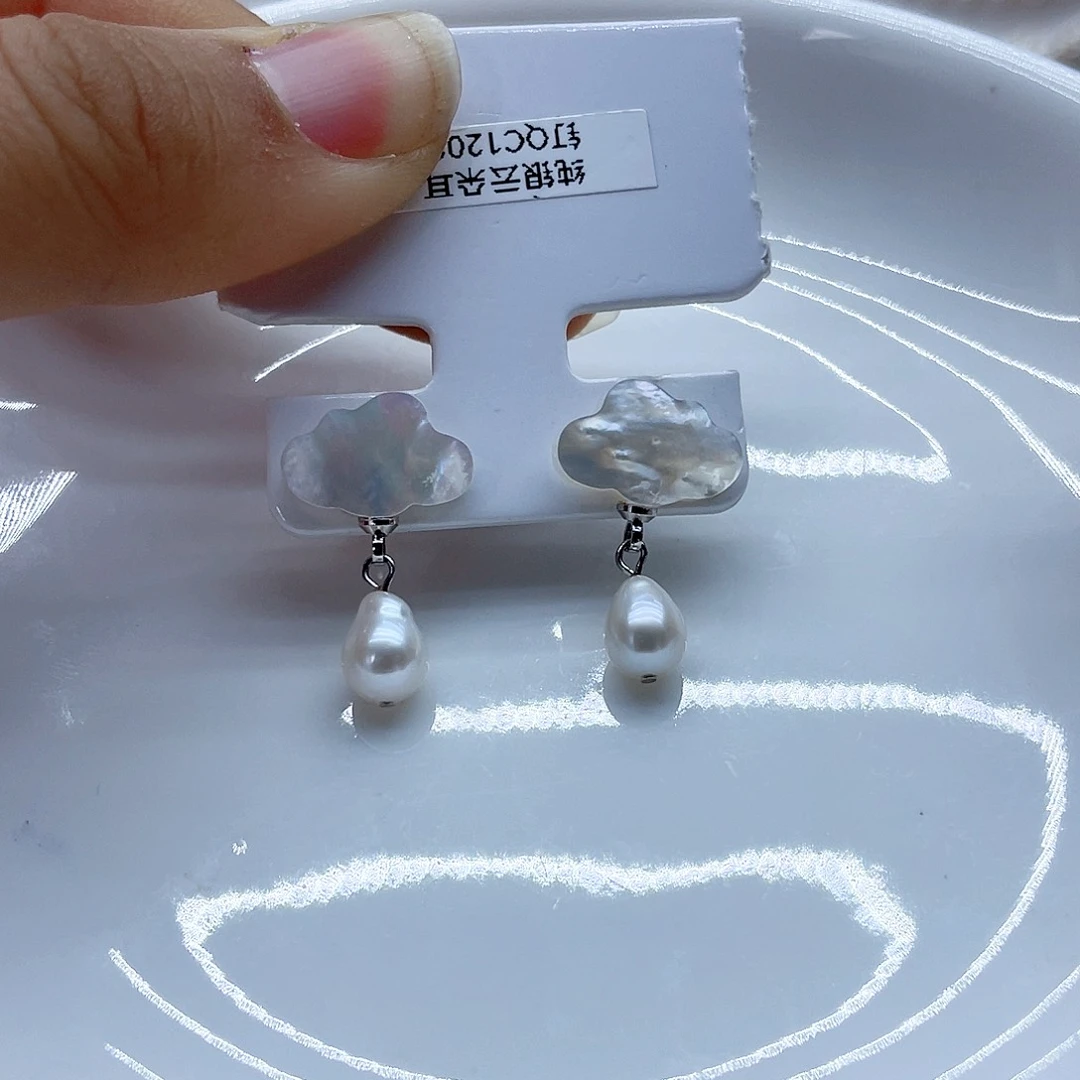 银S925镶嵌耳饰淡水珍珠