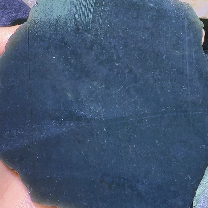 未镶嵌和田玉（糖玉）珠宝半成品