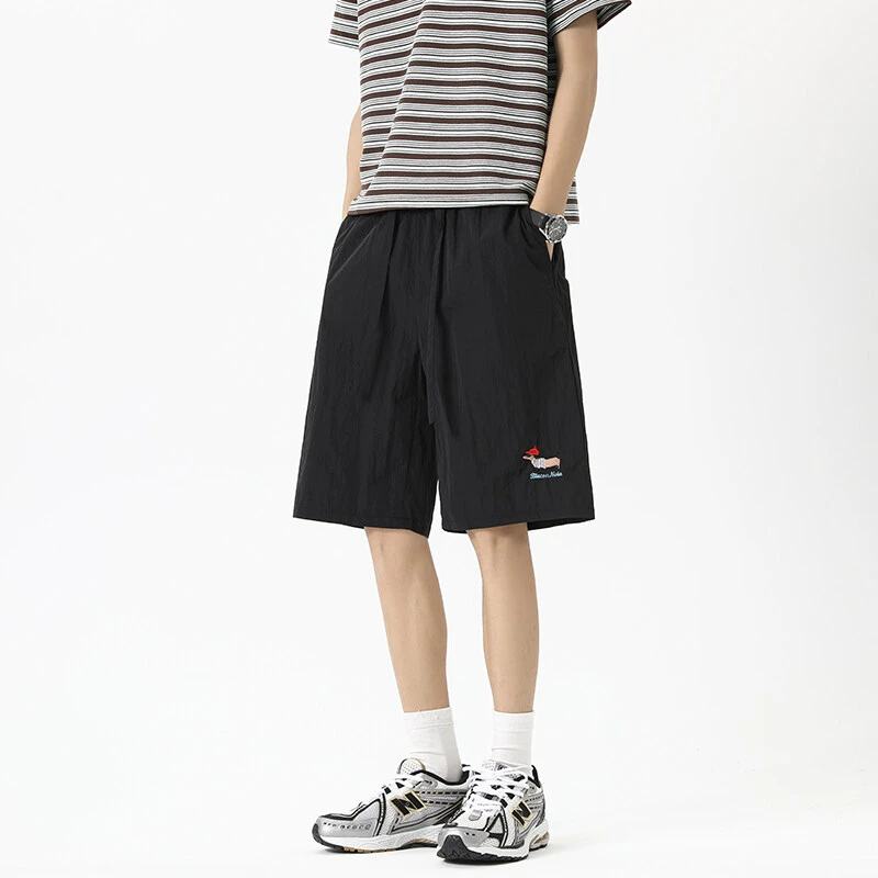 霄桂姿港风宽松薄款时尚刺绣五分短裤新款速干运动短裤男生五分裤