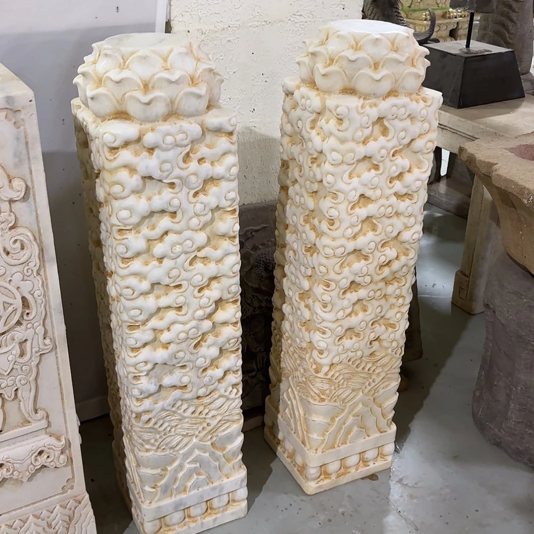 石材石柱一对，不包卸货