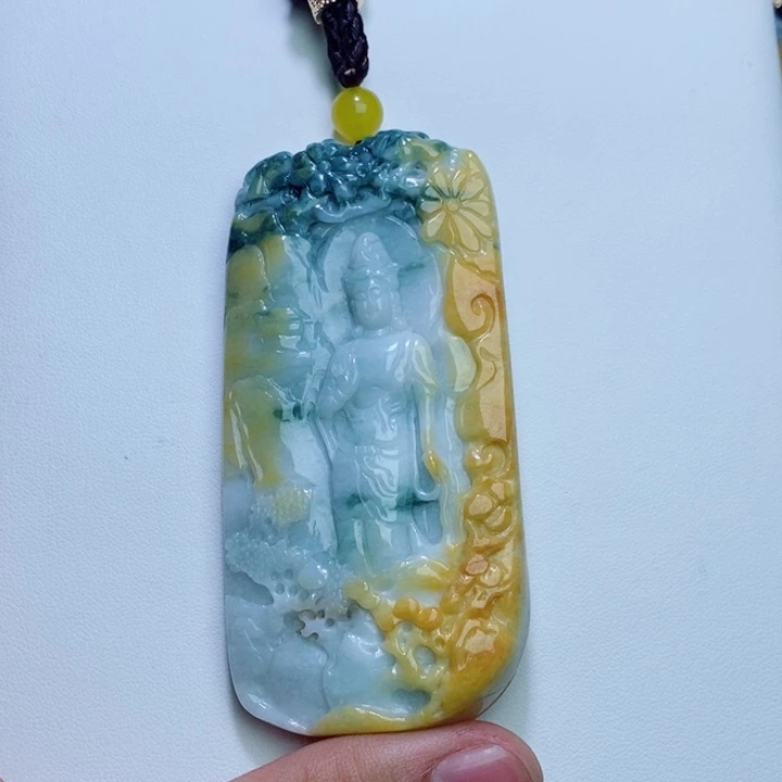 颈饰未镶嵌翡翠人物