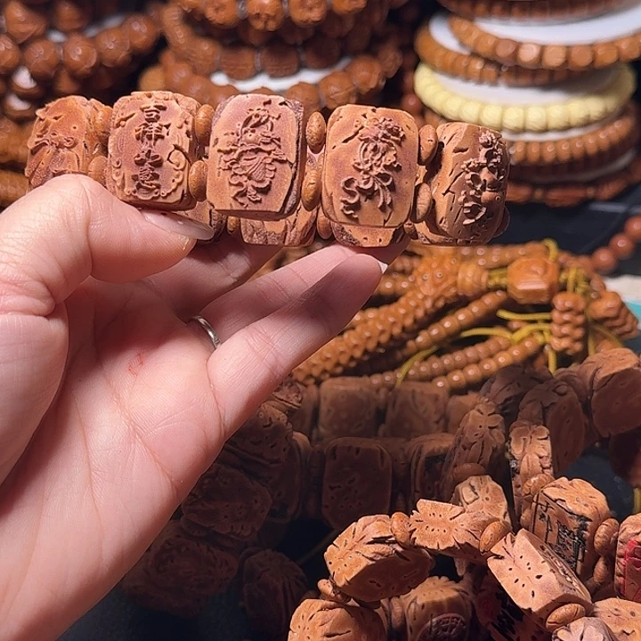 桃核手串暗八仙手牌