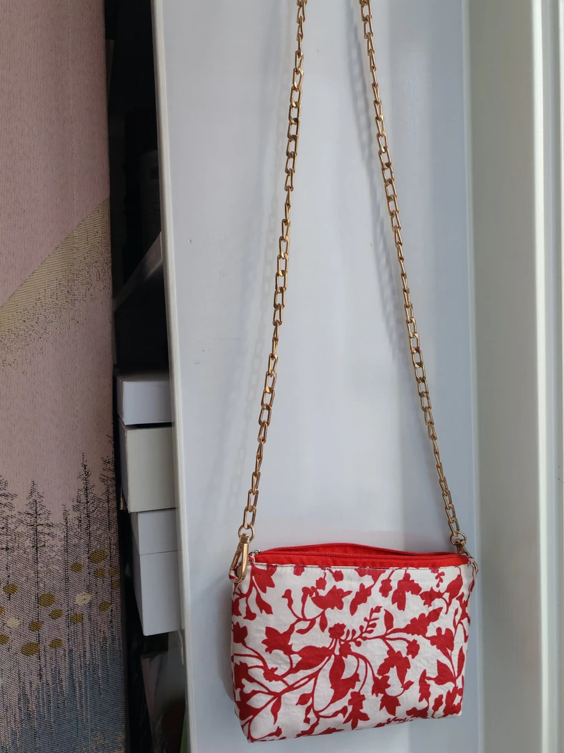 成品真丝手机包手拿包单肩流苏麻将包ins风机能风