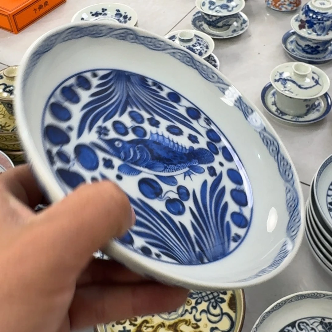 摆件青花鱼藻纹大壶承