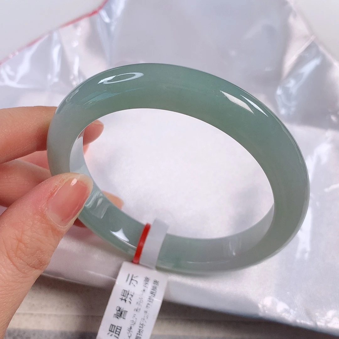 翡翠手镯未镶嵌 正圈①③⑥