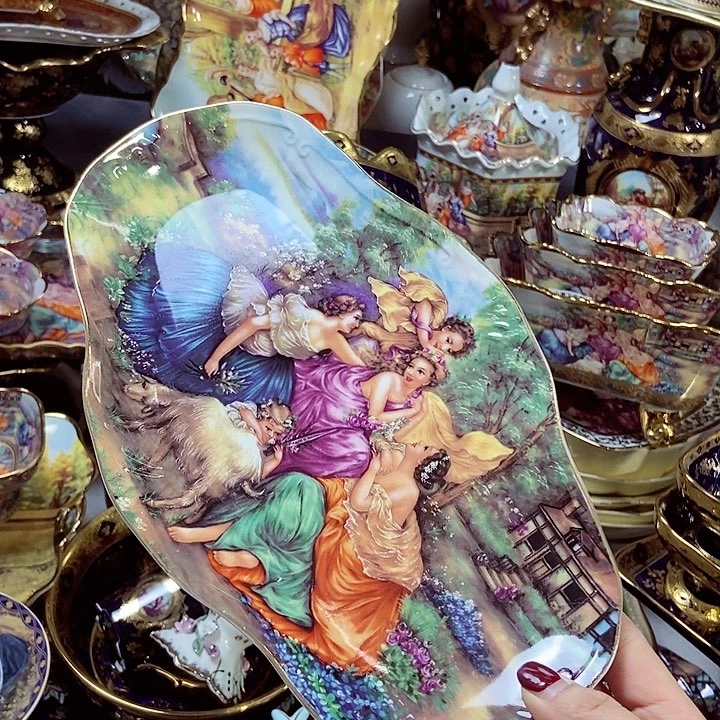 碗中…………………………………