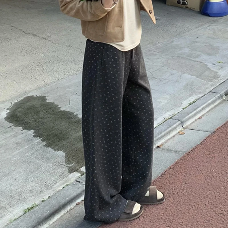 孕妇裤子春秋季外穿时尚孕期猪鼻扣直筒裤网红洋气碎花阔腿裤长裤