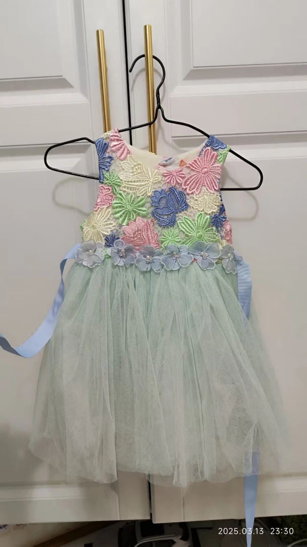 童装夏季彩色裙子