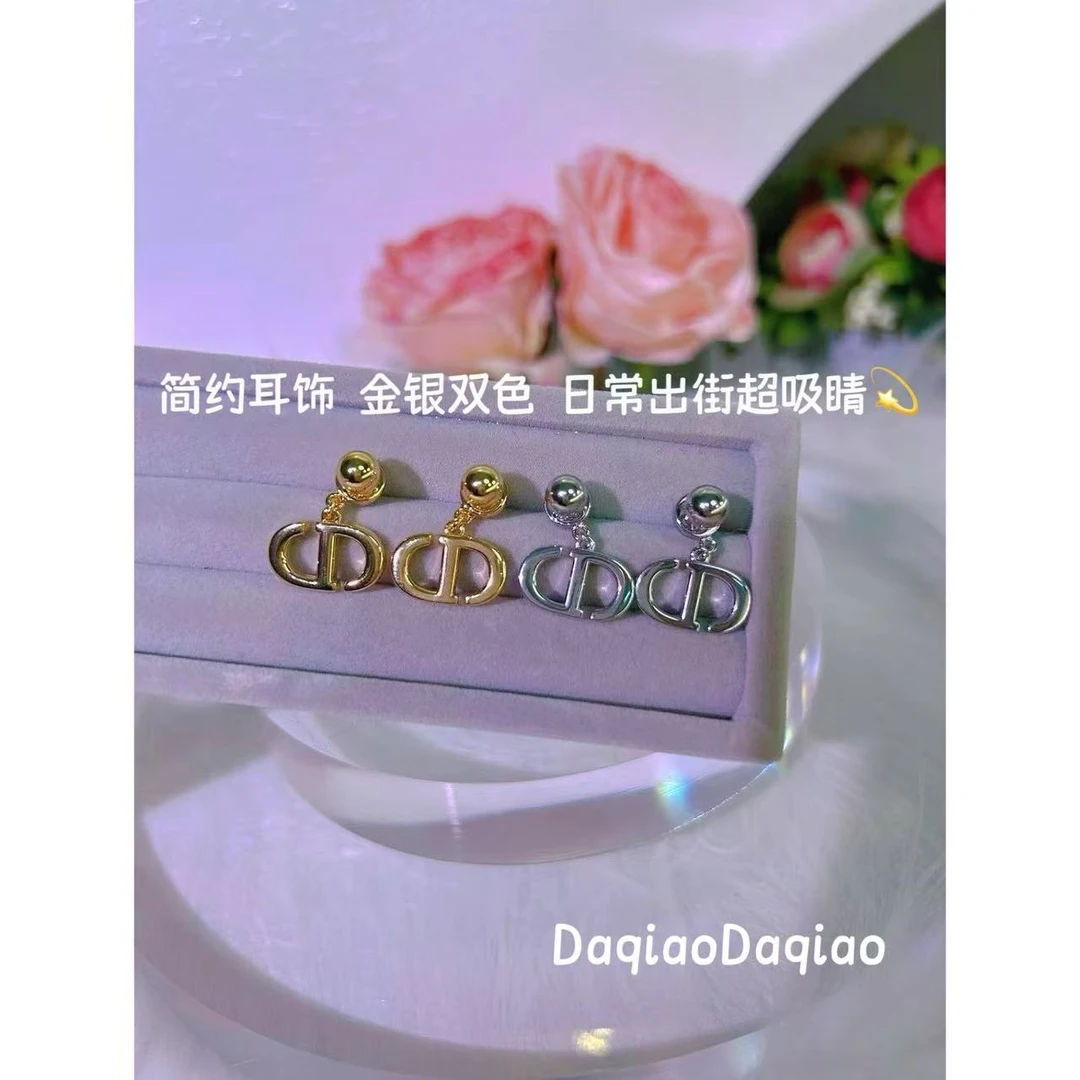 铜合金合成锆石耳饰 D家 简约耳钉 金银双色 SS100