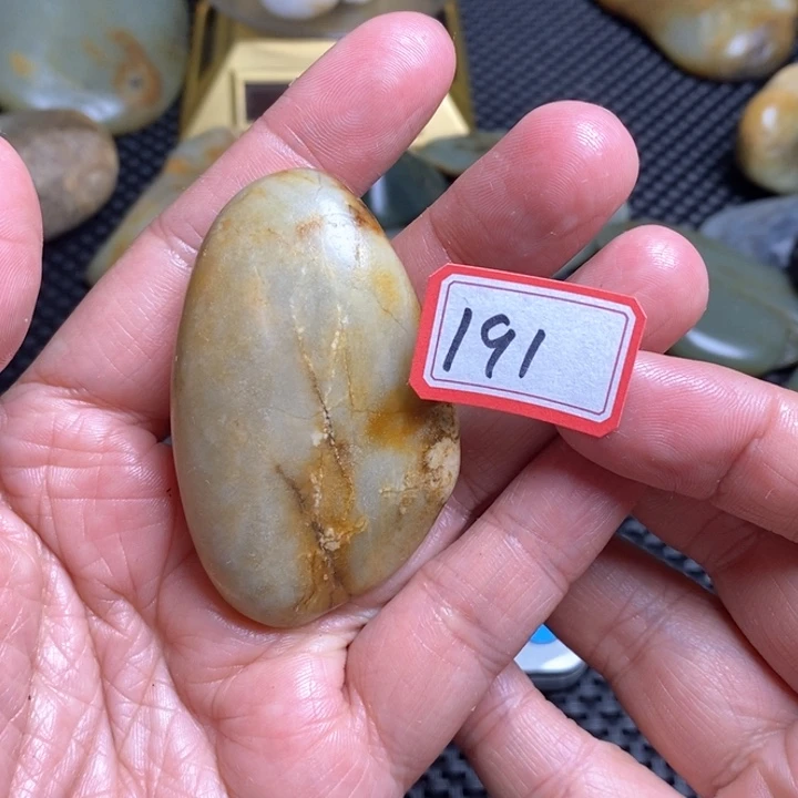 未镶嵌和田玉把件191