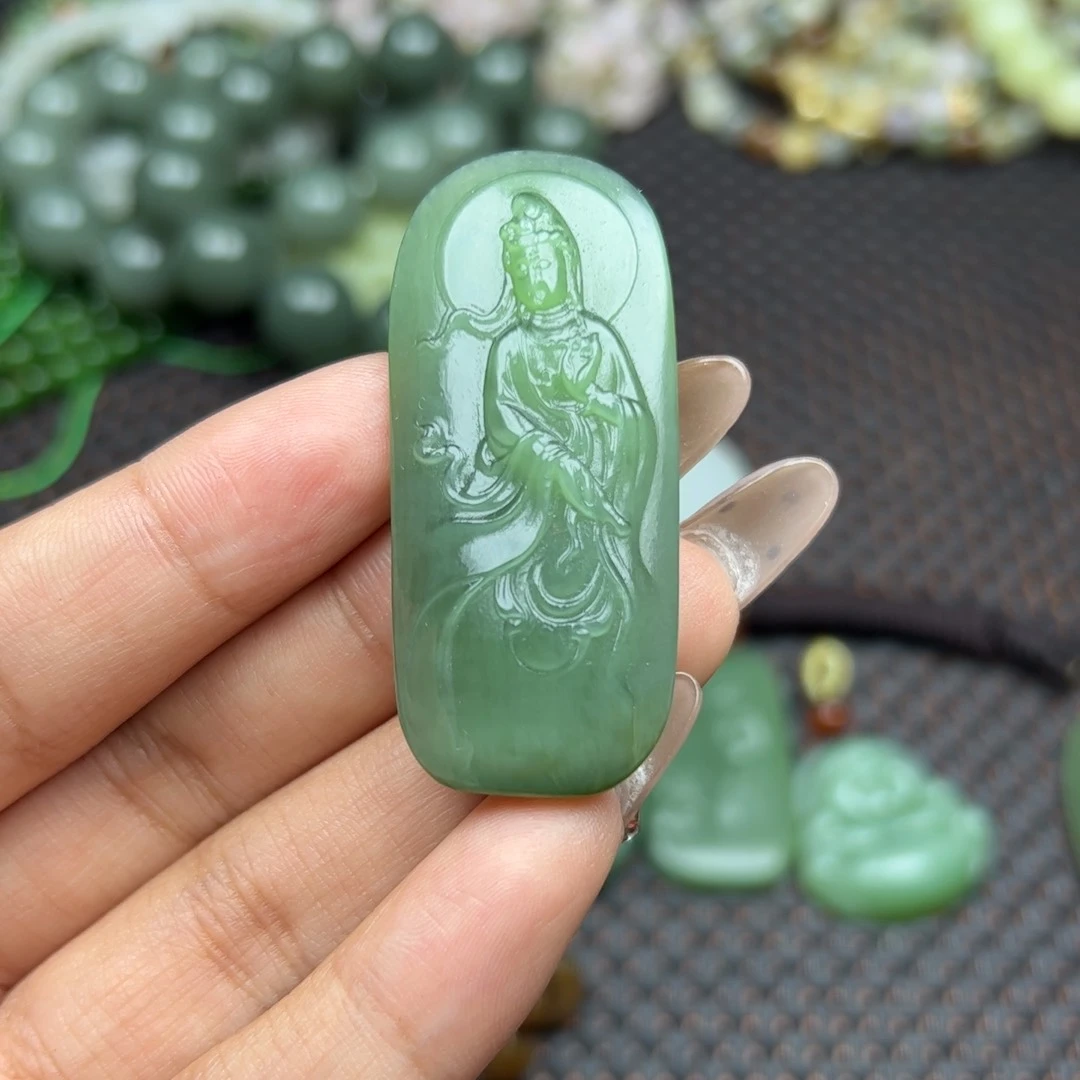 和田玉吊坠未镶嵌