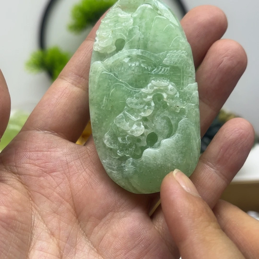 蛇纹石玉颈饰未镶嵌