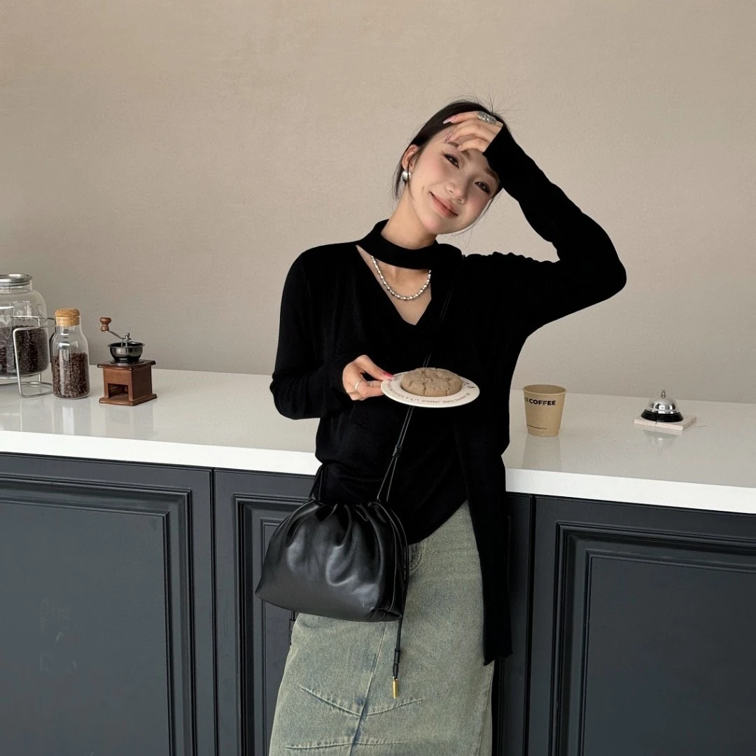 订制高品质无lg云朵女包进口小羊皮斜挎女包真皮包黑色女士百搭时