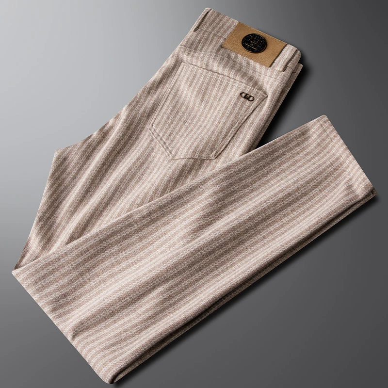 轻奢高端羊毛杏色休闲裤男修身直筒2025秋冬新款时尚商务百搭长裤
