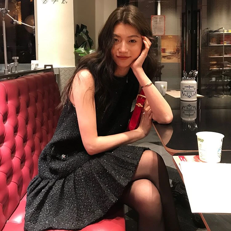 财阀千金小黑裙气质蝴蝶结连衣裙春季新款黑色法式小众名媛短裙