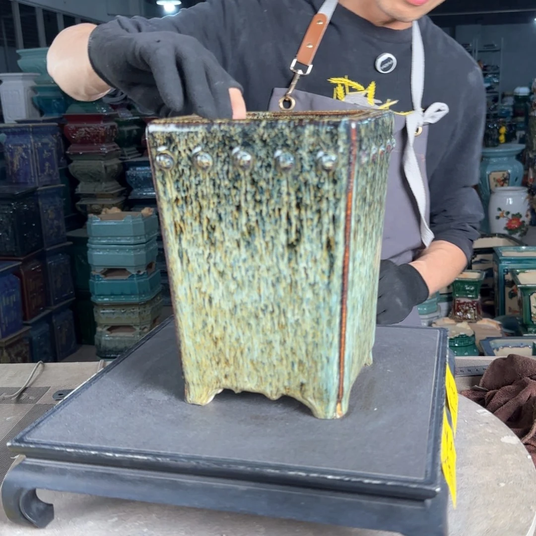 一风堂石湾花盆。脚瑕疵