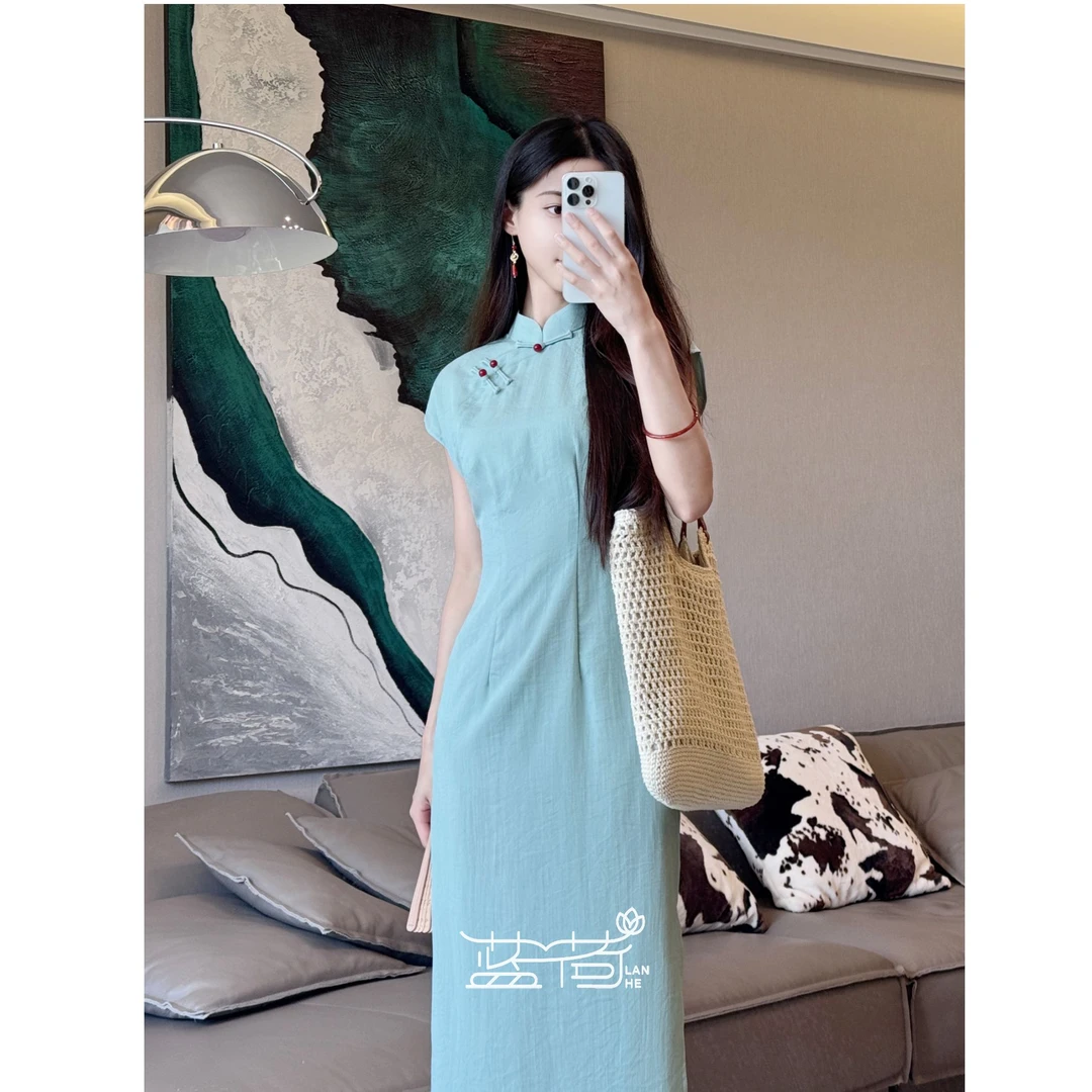 蓝荷【相思子】天青色红扣子修身改良旗袍新中式显白日常夏季薄款