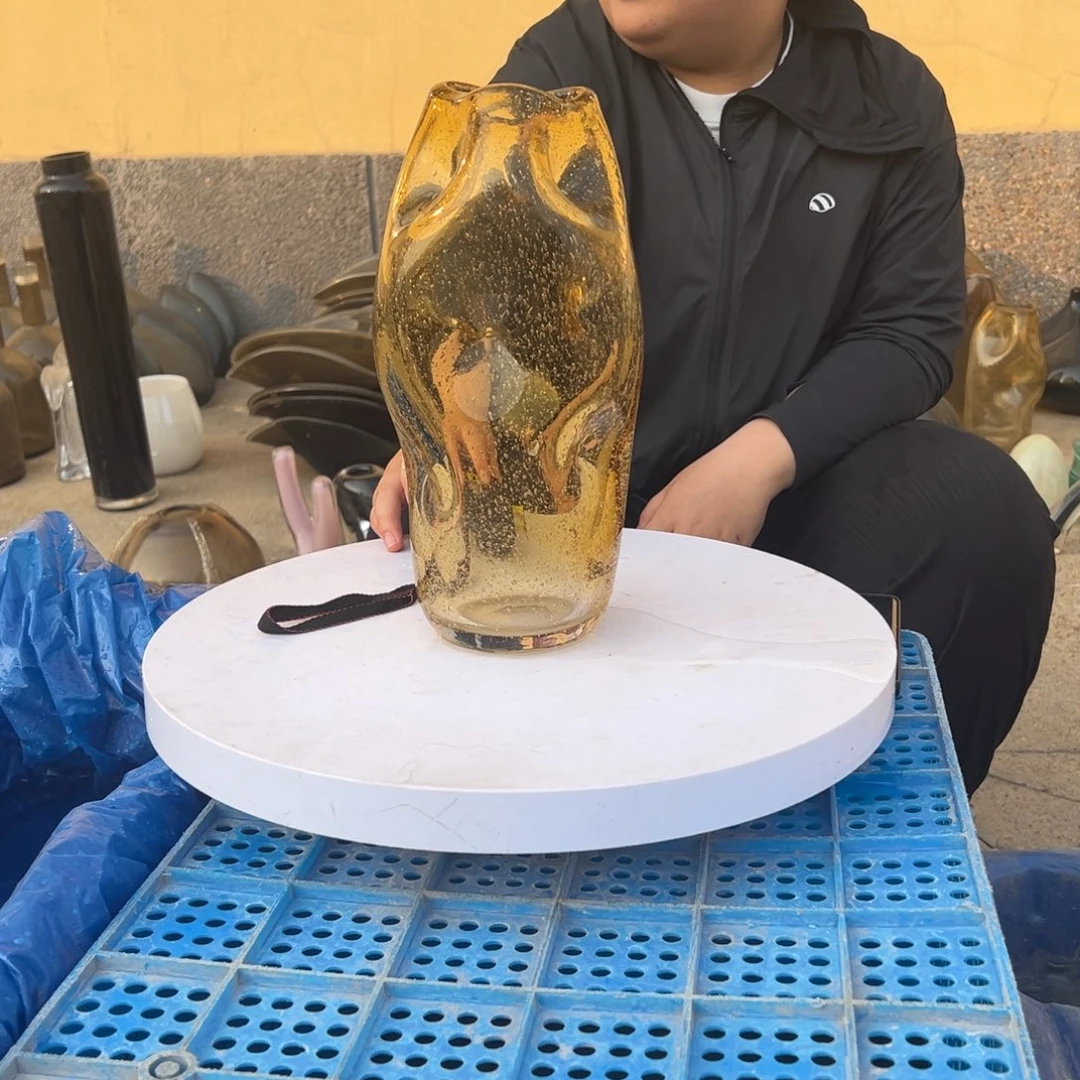 琥珀金三角口琉璃花器摆件高29微瑕