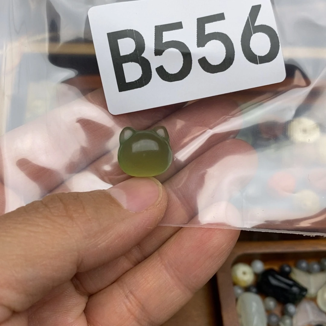 蛇纹石玉未镶嵌项链绳