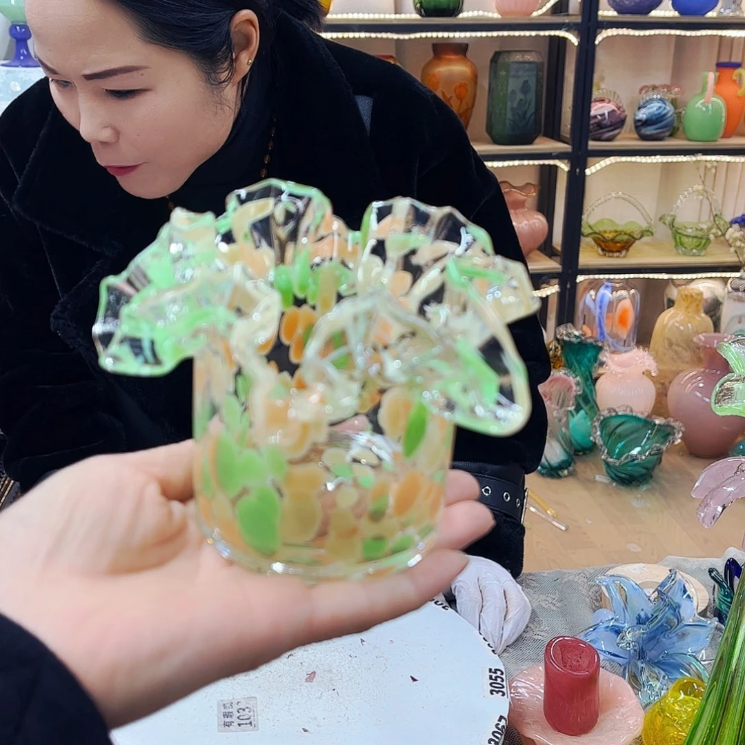 绿花杯福利家悦琉璃工艺品不完美