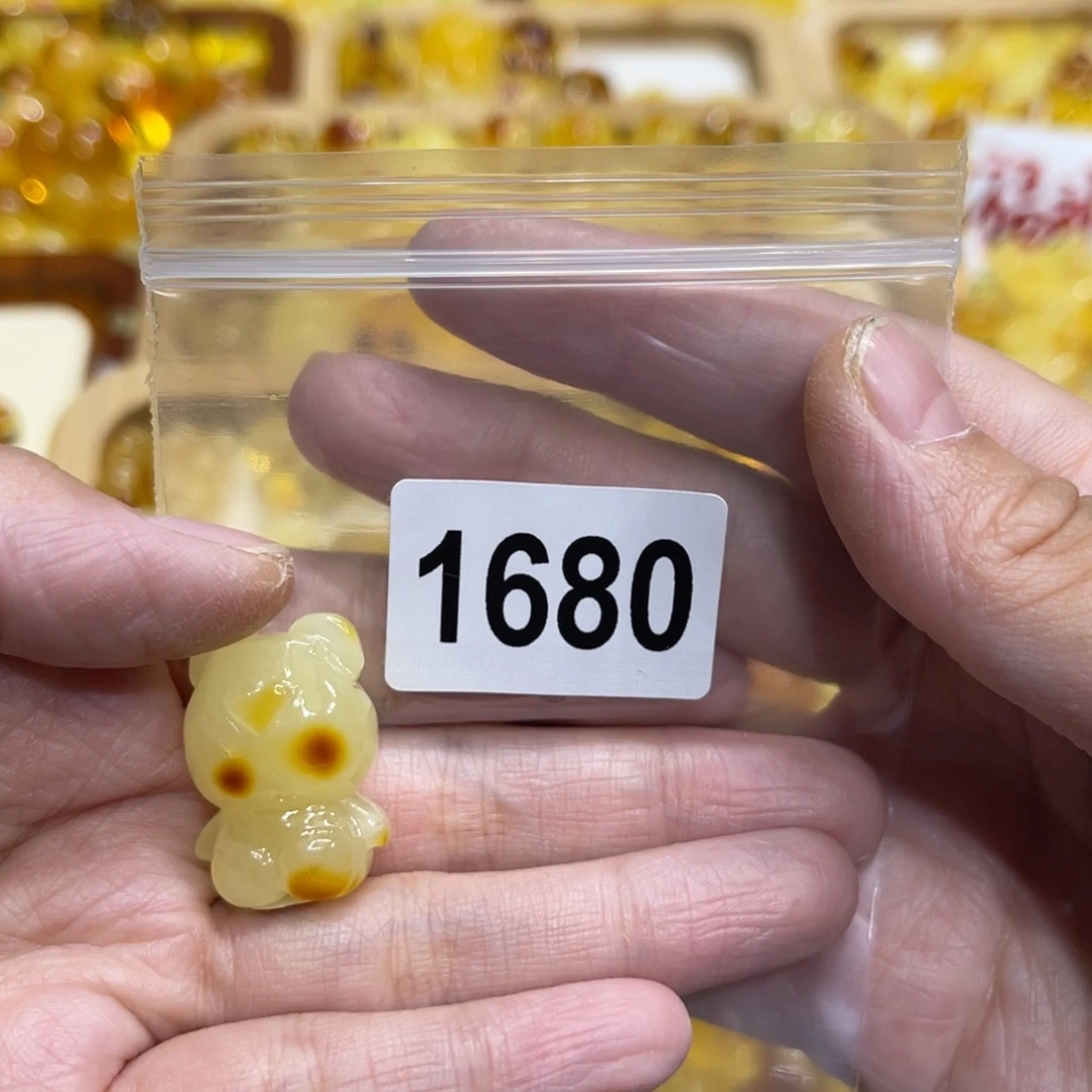 未镶嵌毛衣链琥珀