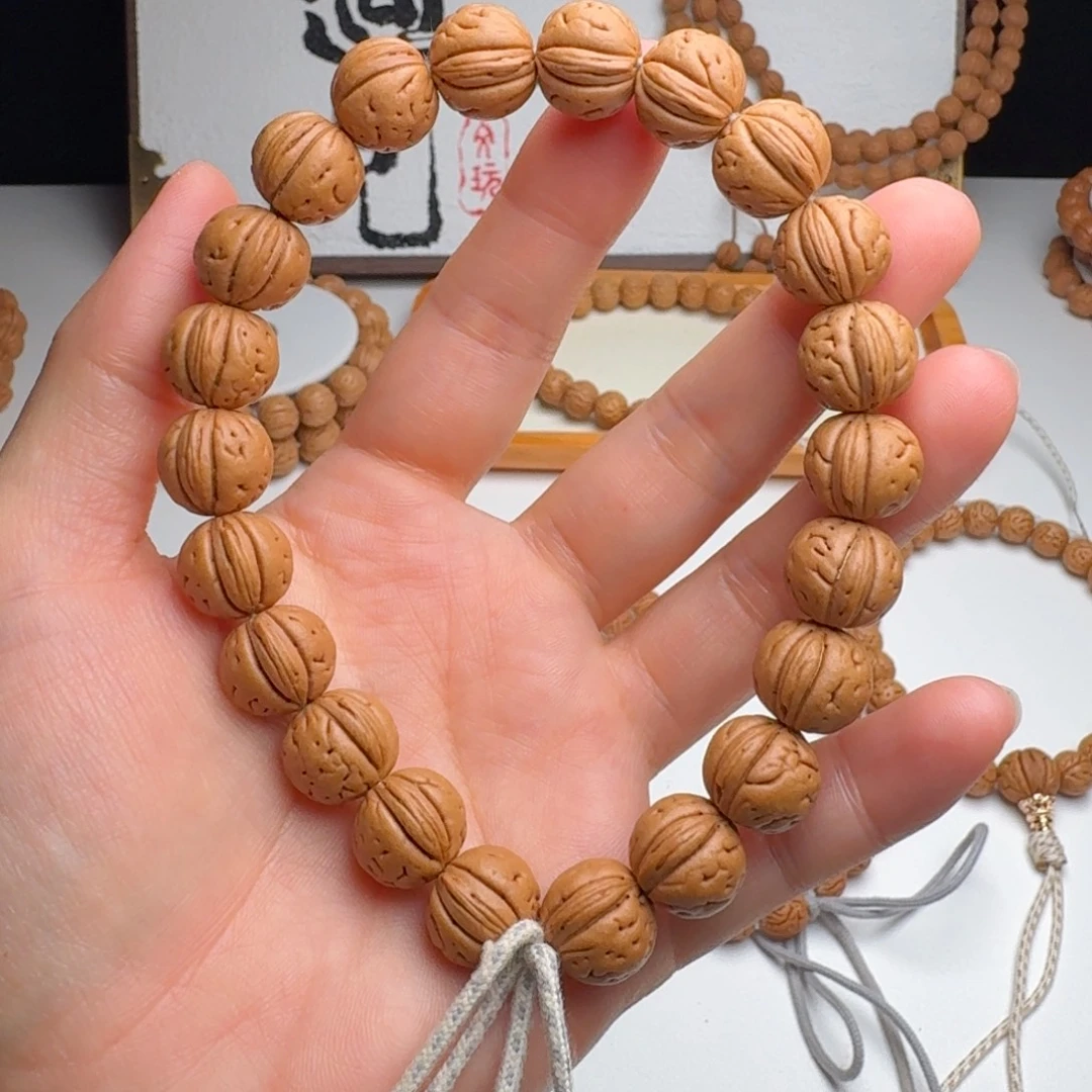 ༺***༻桃核手串13➕一道筋手持