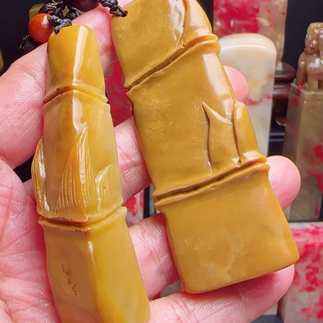 昌化石冯*爷田黄石节节高