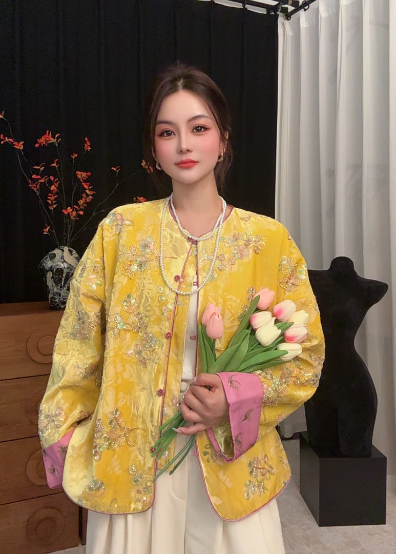 新中式国风高级重工亮片刺绣圆领丝绒外套轻奢珠绣女