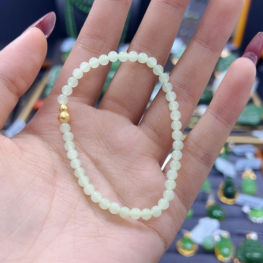 和田玉未镶嵌手串