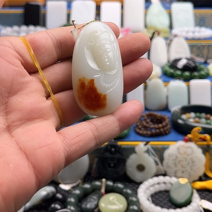 天***魂和田玉（白玉）未镶嵌颈饰